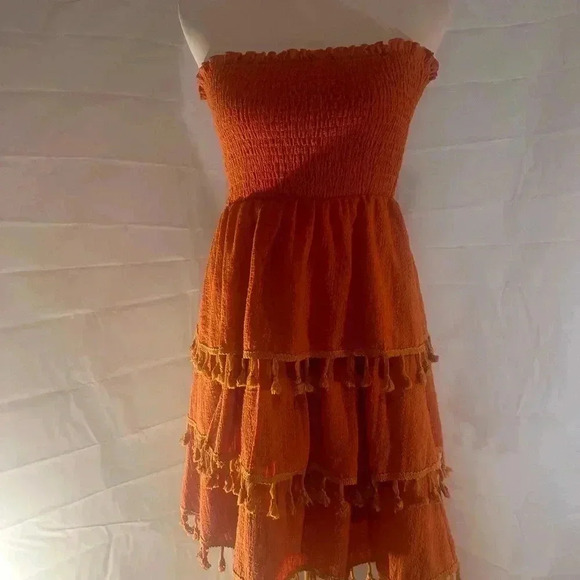 NWT DAVI & DANI Orange Smocked Strapless Dress - Picture 2 of 6